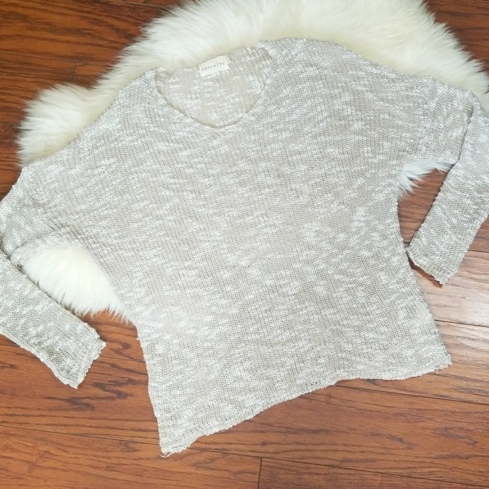 Dreamers Vneck Pullover Sweater